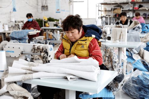 京津冀中小企業抱團創品牌，拼多多點亮北方家紡產業帶